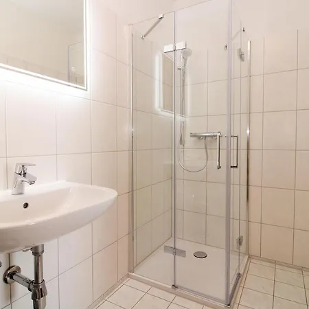 Apartment Haus Triton 5 *