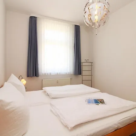 Haus Triton 5 Apartment Kuehlungsborn