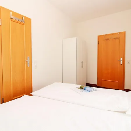 Apartment Haus Triton 5 Kuehlungsborn