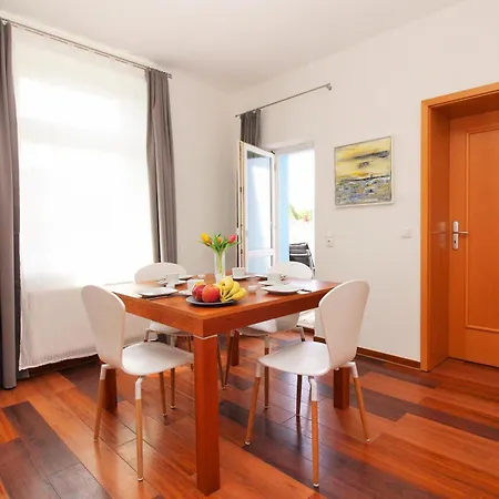 Haus Triton 5 Kuehlungsborn